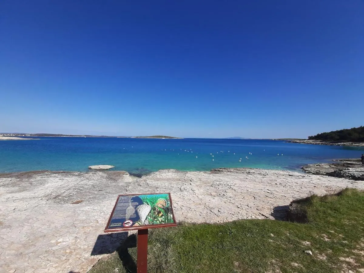 Apartment Mamut Premantura Croatia