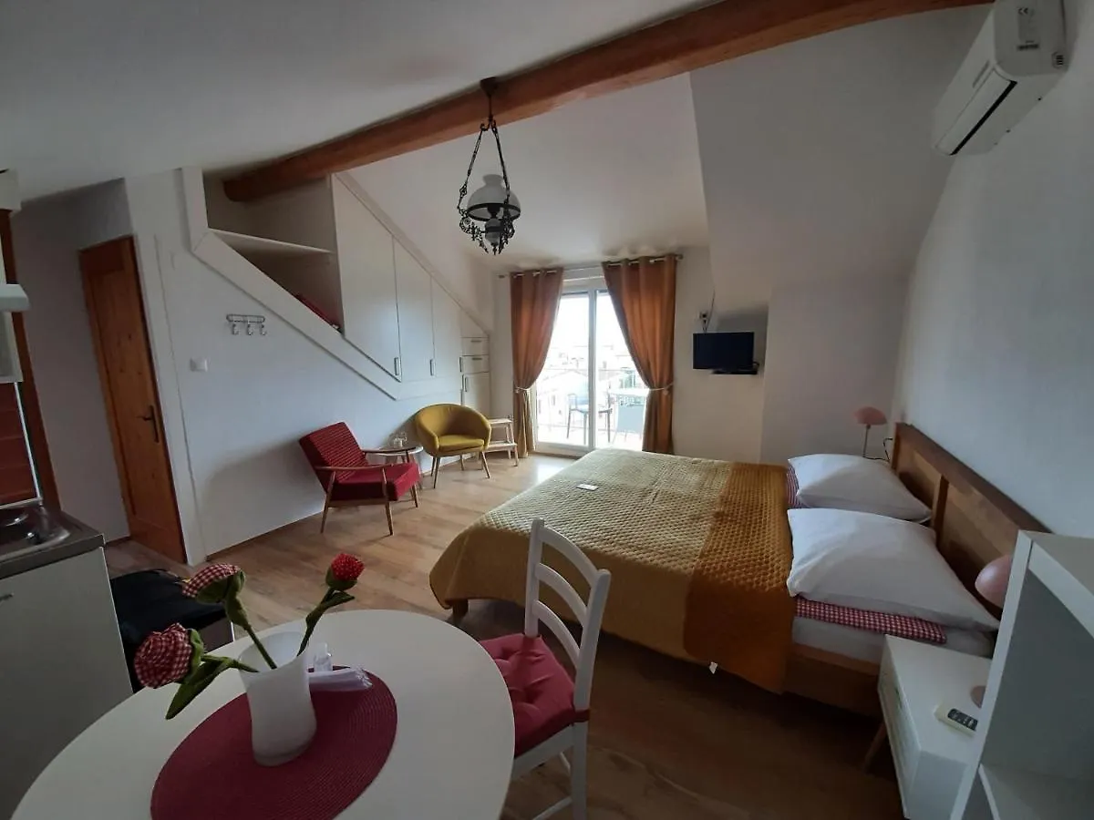 Apartment Mamut Premantura
